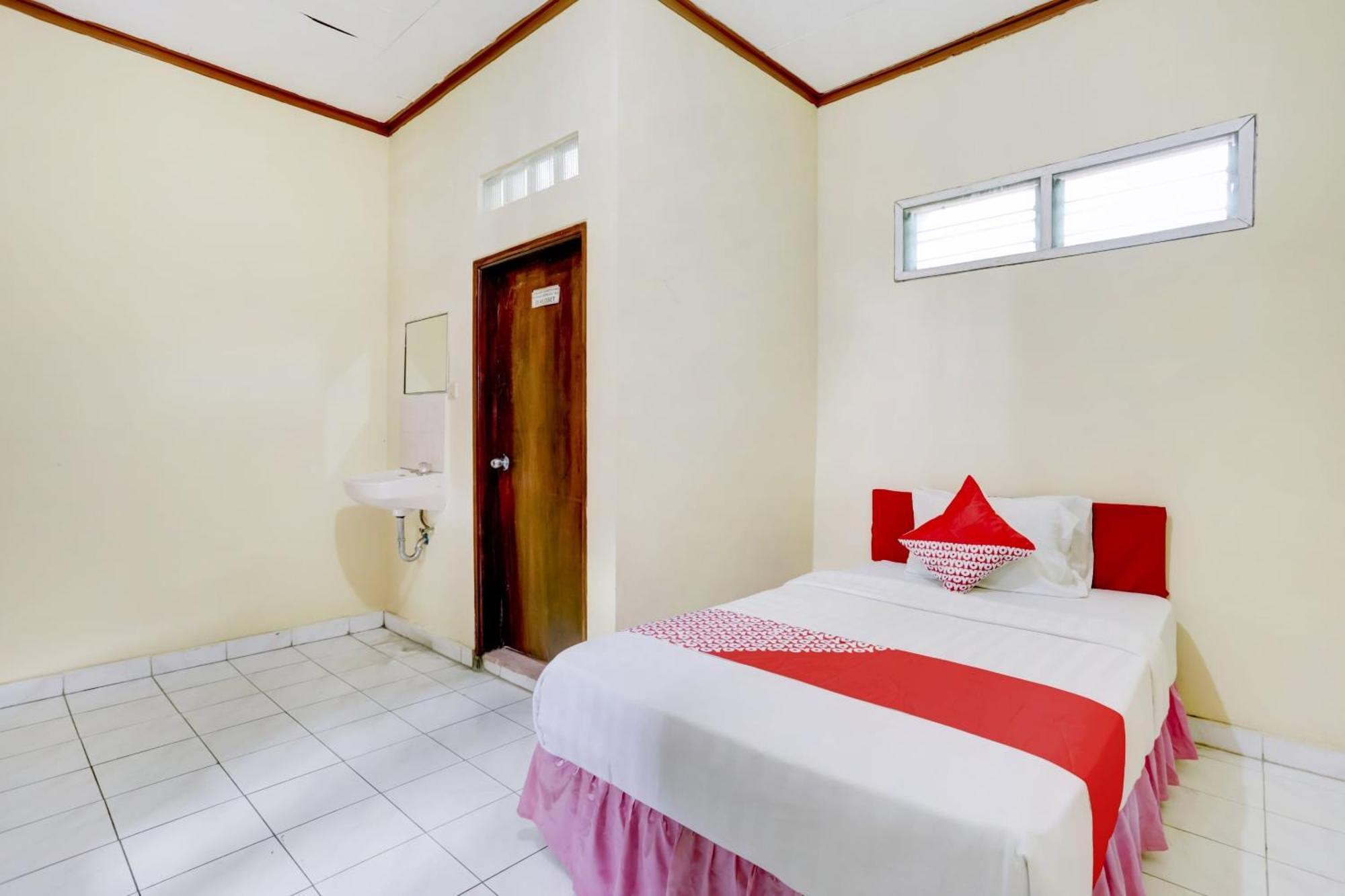 Super Oyo 3261 Hotel Ratu Denpasar Kültér fotó