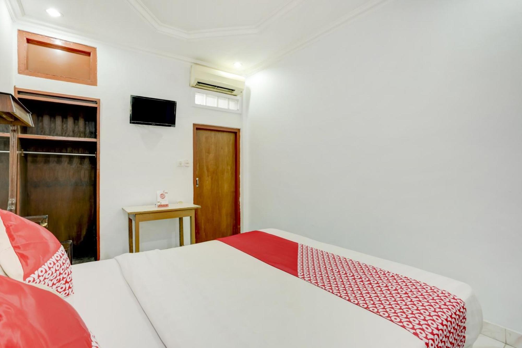 Super Oyo 3261 Hotel Ratu Denpasar Kültér fotó